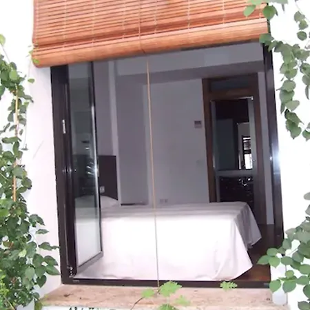 Coronado Apartament *